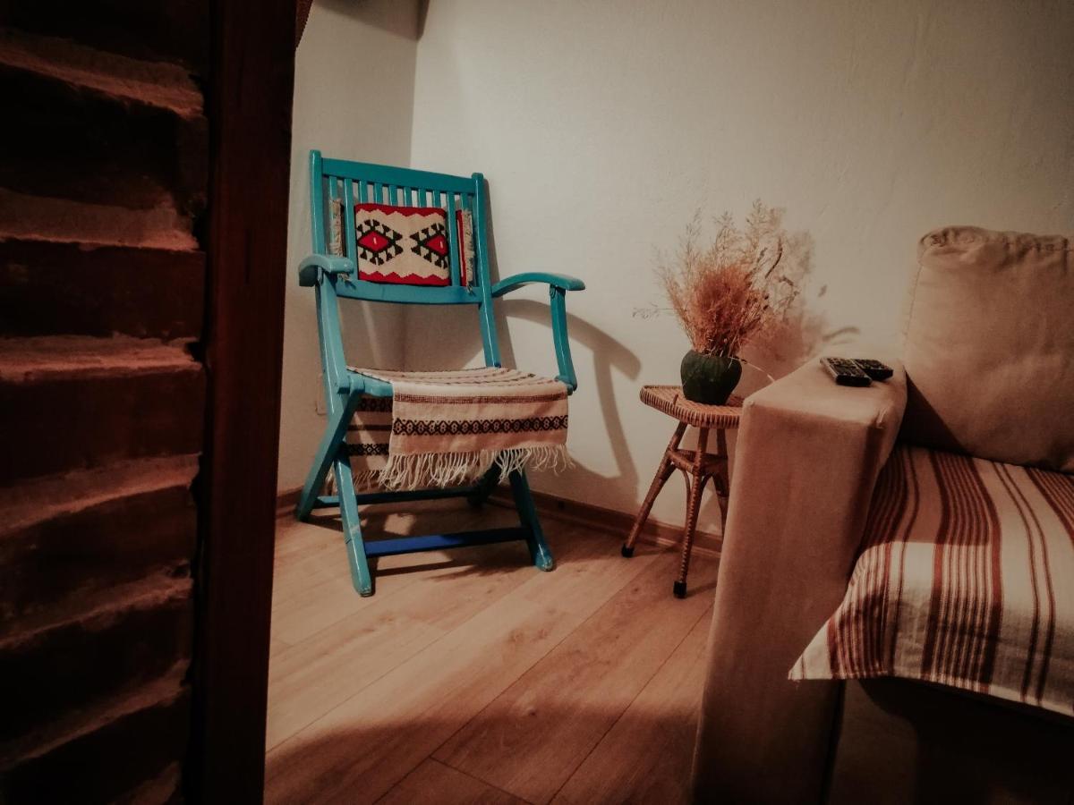 Relax Inn Корча Экстерьер фото
