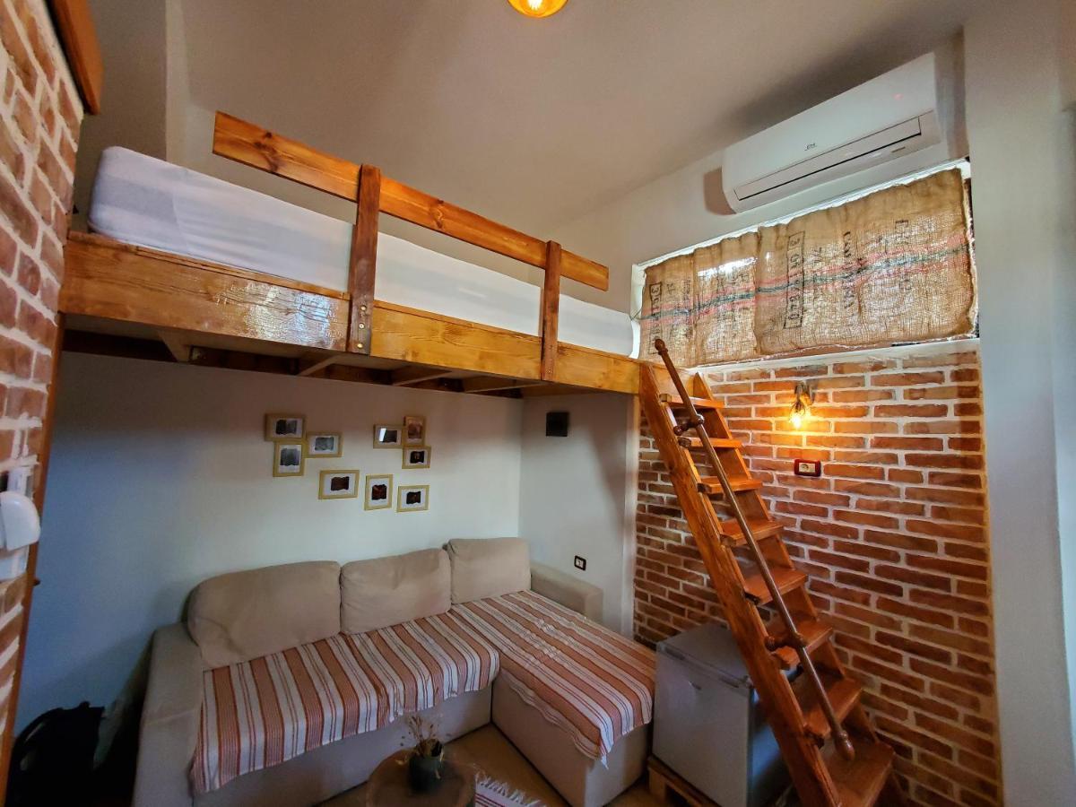 Relax Inn Корча Экстерьер фото